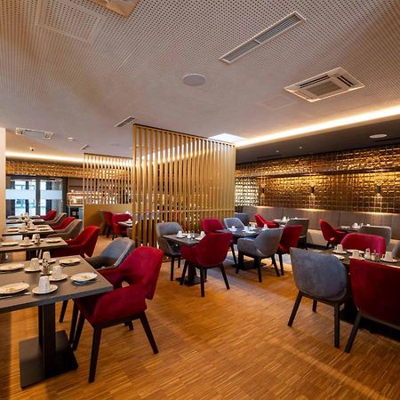 Plaza Residence Wiener Neustadt Zewnętrze zdjęcie